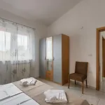 Villa Ajda *